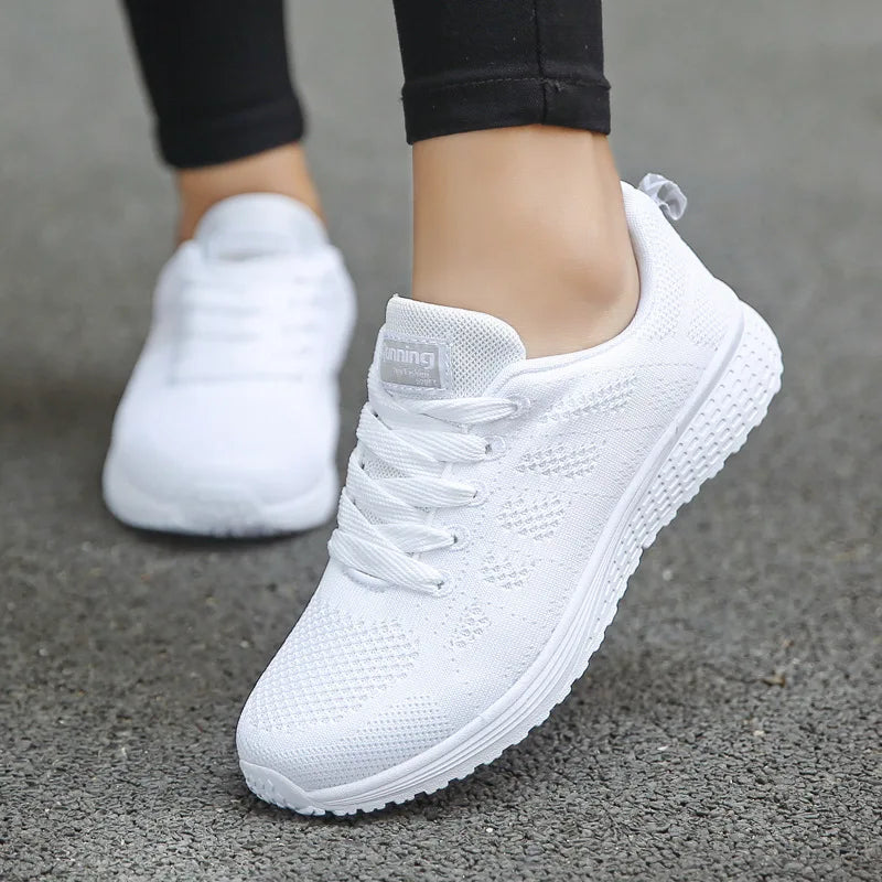 Women's Fashionable Flat Sneakers