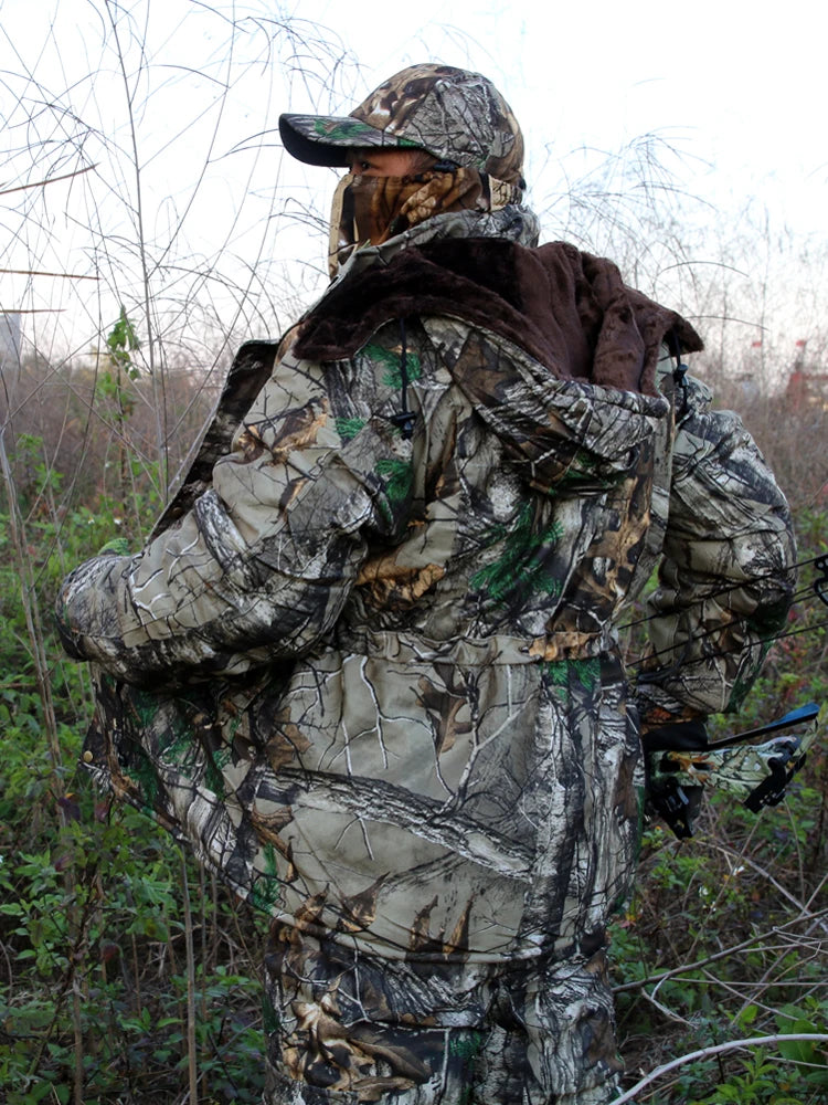 Winter Hunting Camo Suit with Accessories