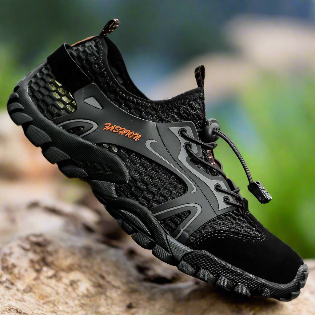 outdoor hiking shoe