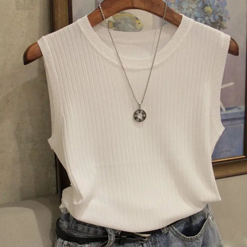 Sleeveless Knitted O-Neck Vest